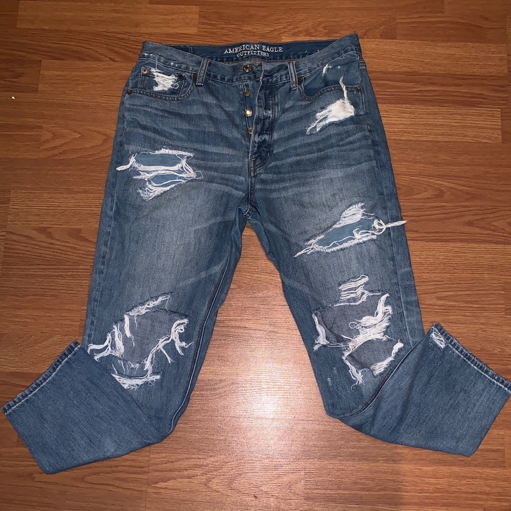 AE Vintage Hi-Rise Boyfriend Jeans